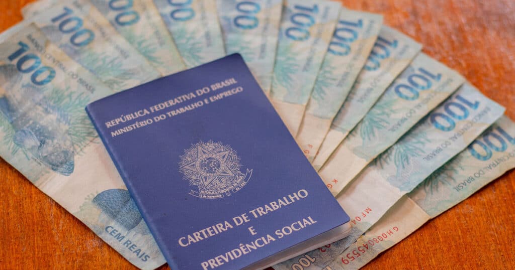 Trabalha De Carteira Assinada Existe Um Novo Saque De R Mil