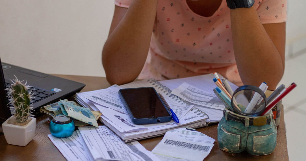 Siga estas DICAS para NEGOCIAR as suas DÍVIDAS os bancos o