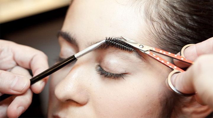 Cursos de Manicure, Maquiador e Design de Sobrancelhas Senac 2018