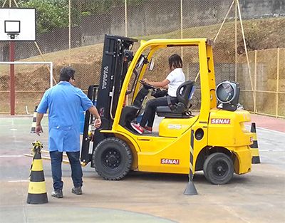 Curso Gratuito Operador de Empilhadeiras Senai 2018
