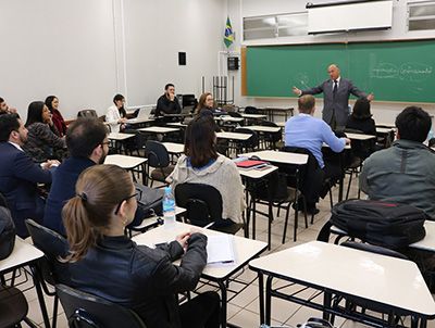 Mestrado Gratuito para Professores de Letras 2019