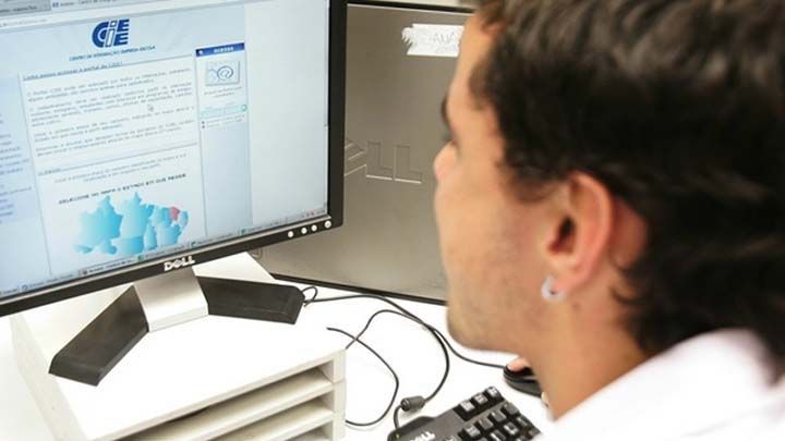 Cadastro no CIEE: quais as diferenças entre Programa de Estágio e Aprendiz Legal?