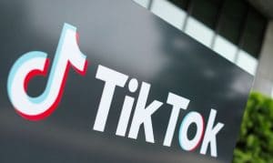 Final de ano! TikTok lança promoção que paga até R$ 900 - Veja como participar