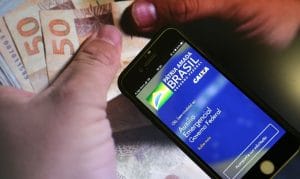 Recebeu? Devolução do Auxílio Emergencial: Ministério da Cidadania envia mensagens para grupo de brasileiros prestar contas
