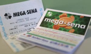 Mega da Virada: Grupo de amigos investem R$ 22 mil e não acertam nenhum dos números sorteados