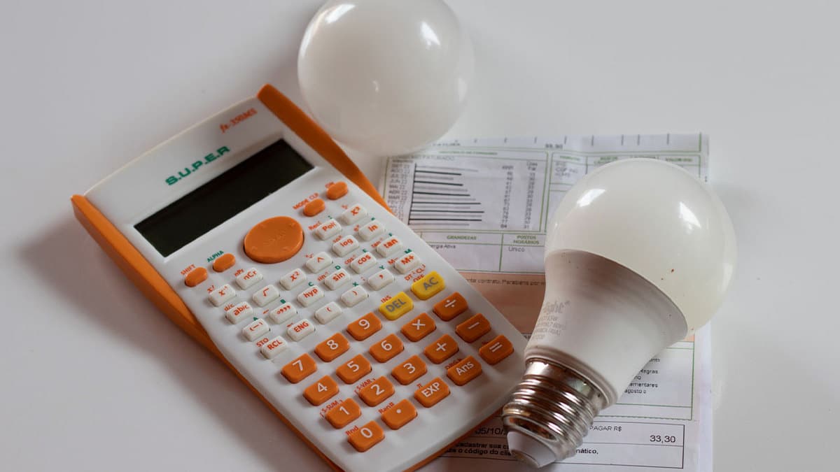 The power distributor will deduct your electricity bills for one year;  See how you participate