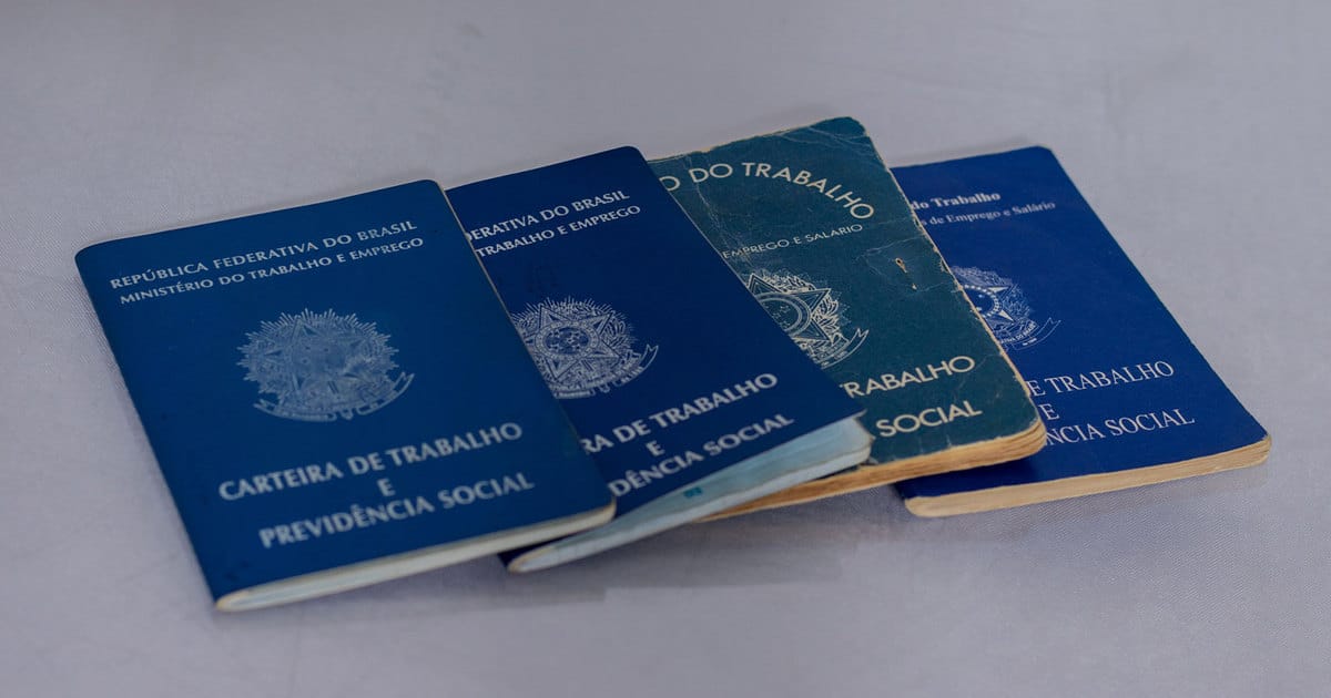 COMUNICADO MÁXIMO Para Brasileiros Que Trabalharam Registrados Ano Passado