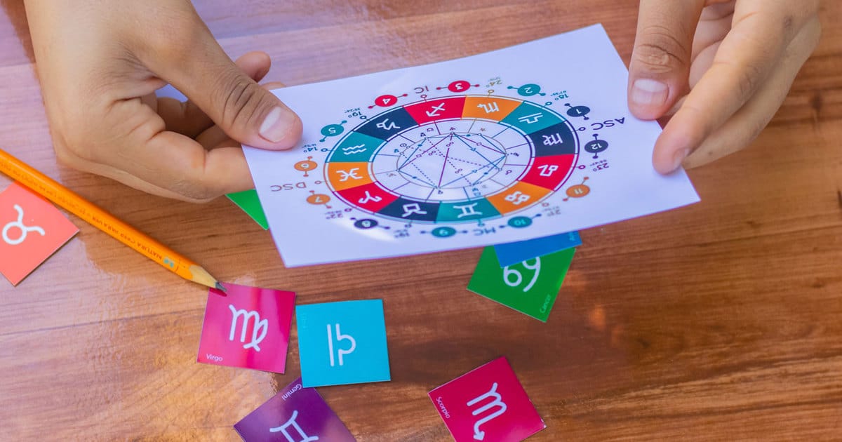 4 SIGNOS que podem ficar para titia: eternos solteirões?