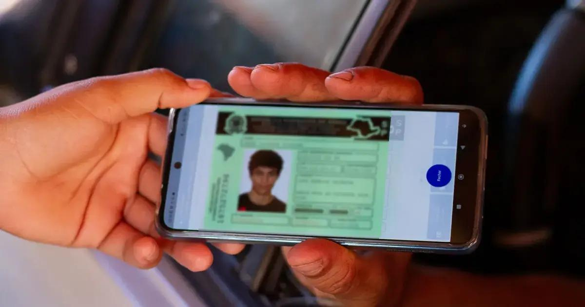 Você já sabe tudo o que sua CNH versão digital consegue fazer? Veja as vantagens de possuir o documento nesse formato!