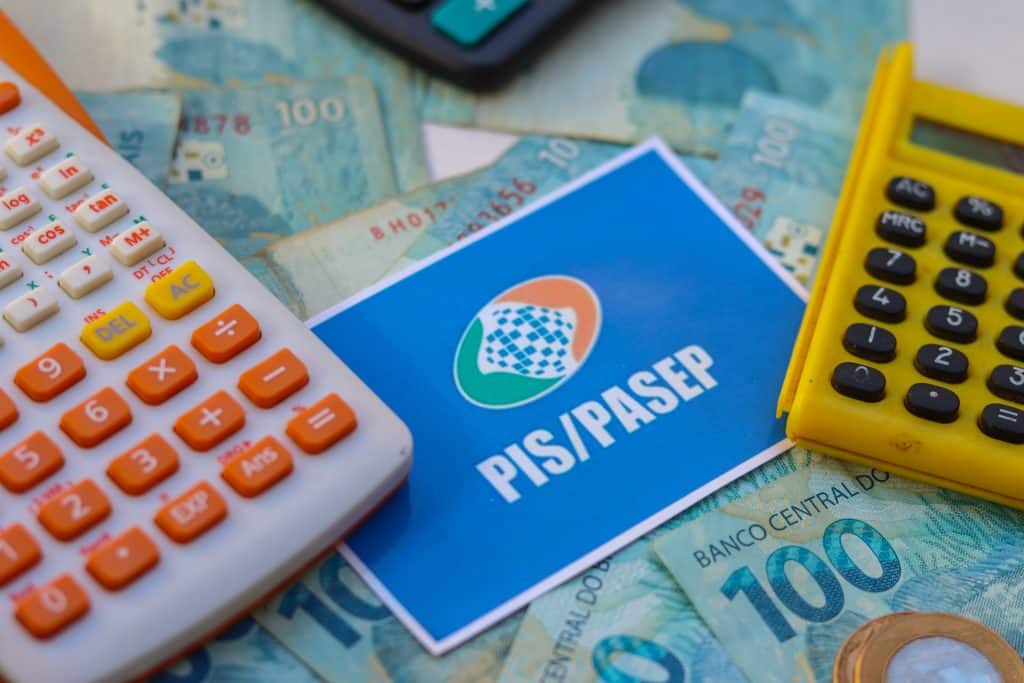 Vai receber o abono salarial? Veja as datas de pagamento deste mês!