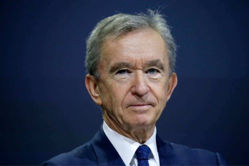 Em terceiro lugar está Bernard Arnault