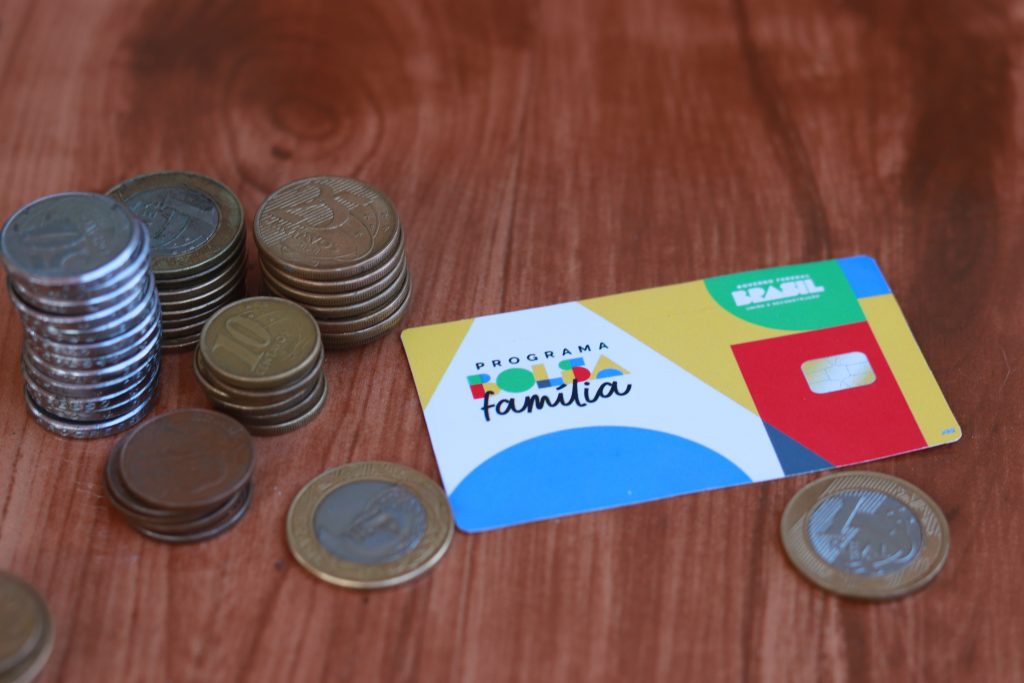 ACREDITA no processo! Governo anuncia atualização no EMPRÉSTIMO do Bolsa Família, confira as novidades