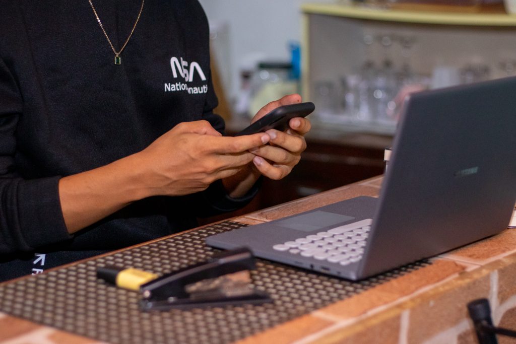 A ByteDance, empresa responsável pelo TikTok, caba de criar um ChatGPT de vídeo. Confira!