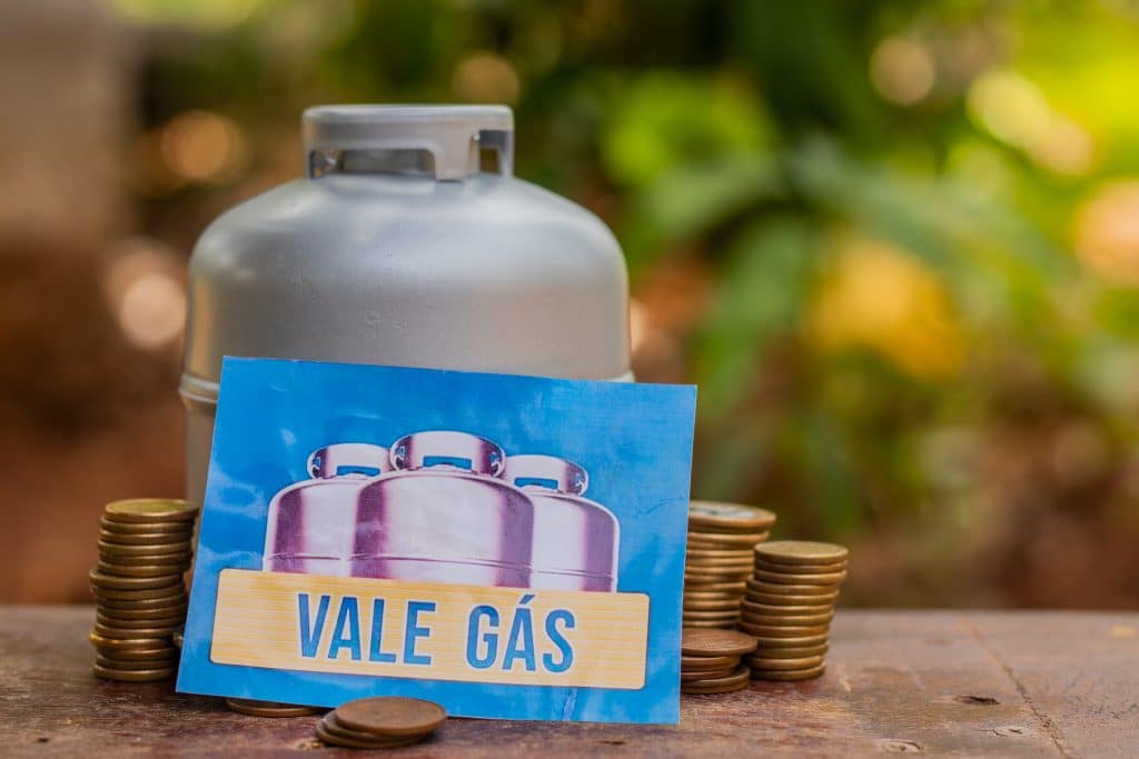 Você pode ter direito ao Auxílio-gás em agosto. Veja como ter acesso!