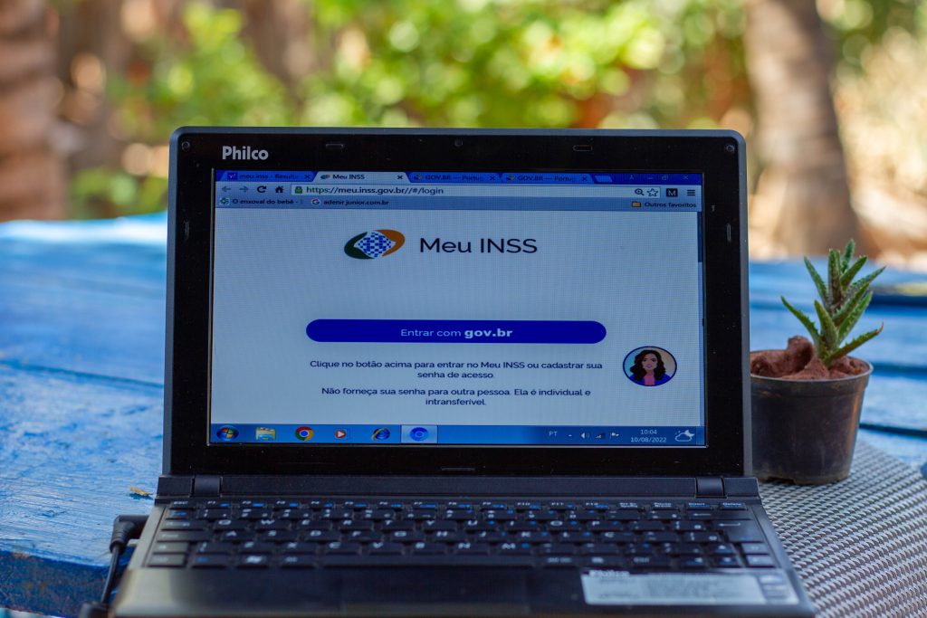 Se você entrar com alguns documentos pelo INSS, pode receber aumento da aposentadoria.