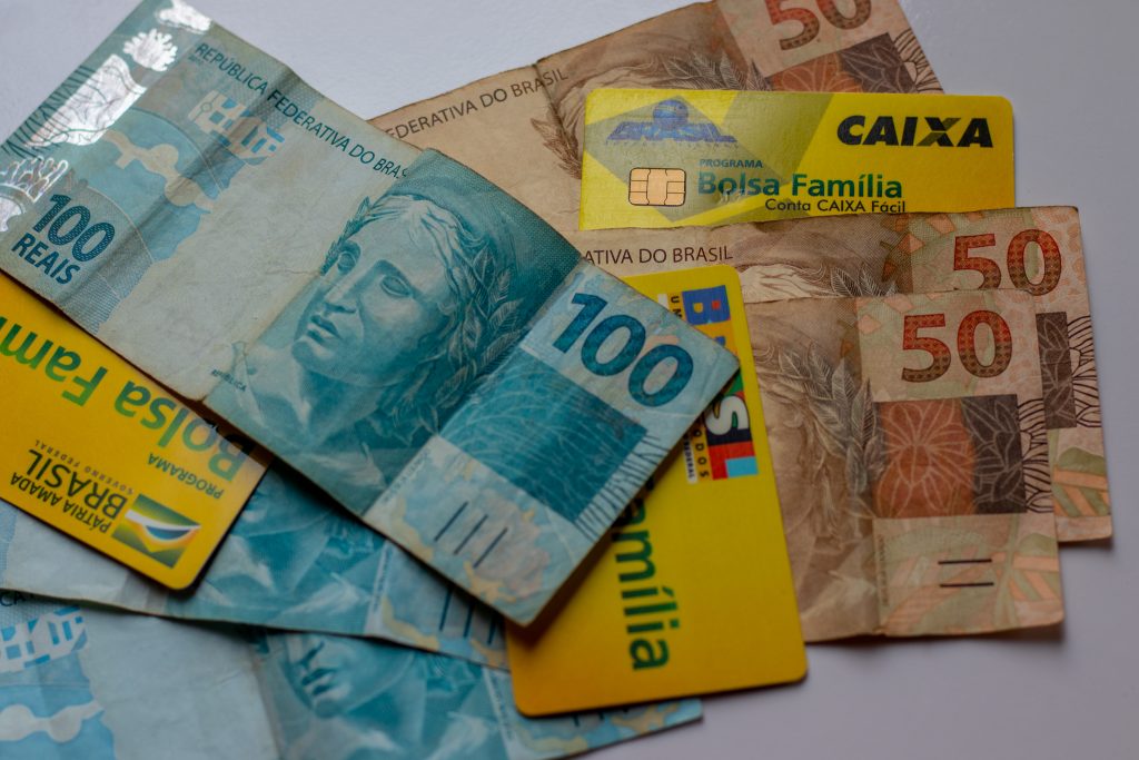 Você sabia que o Bolsa Família pode ganhar um abono natalino? Veja se há essa possibilidade!