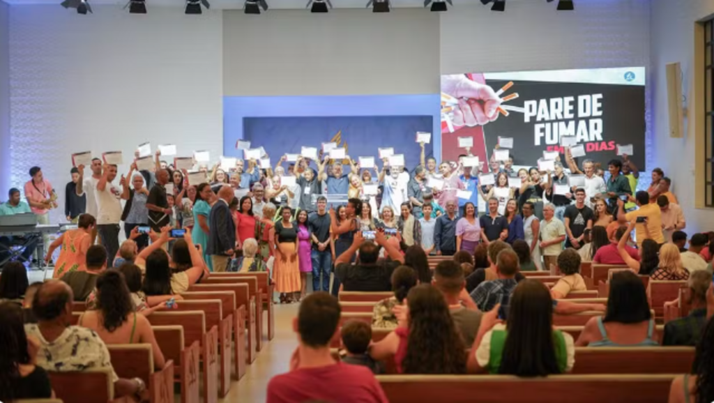 Pensando em parar de fumar? Terminam HOJE (23) as inscrições para curso gratuito que ajuda pessoas a largar o vício