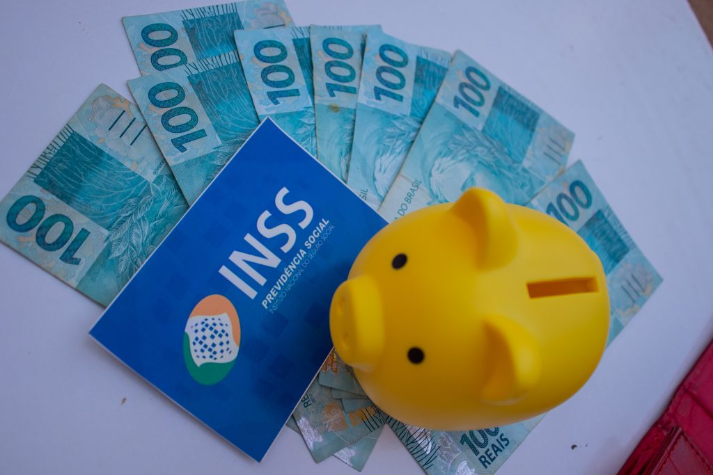 Se você vai receber os atrasados neste mês, fique atento às consultas e recebimento dos valores.