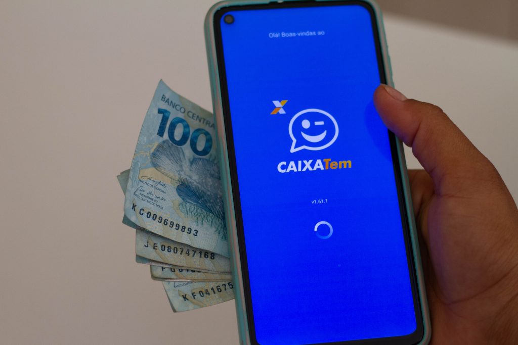 Depósito seguro: dá para colocar DINHEIRO no Caixa Tem pela lotérica? Dúvida é COMUM entre usuários do aplicativo