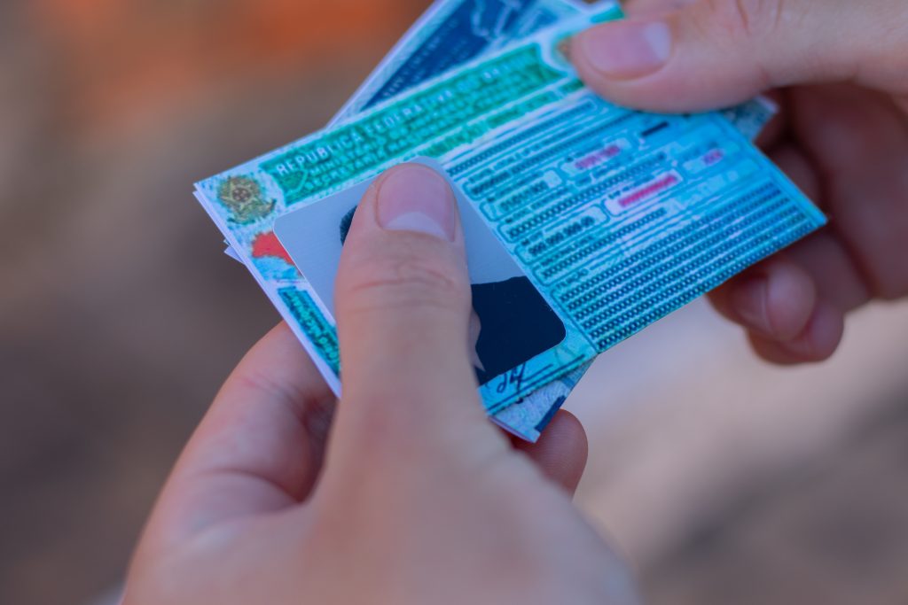 Presentão do DETRAN! CNH gratuita vai virar realidade para mais de 5 MIL brasileiros e você pode estar na LISTA