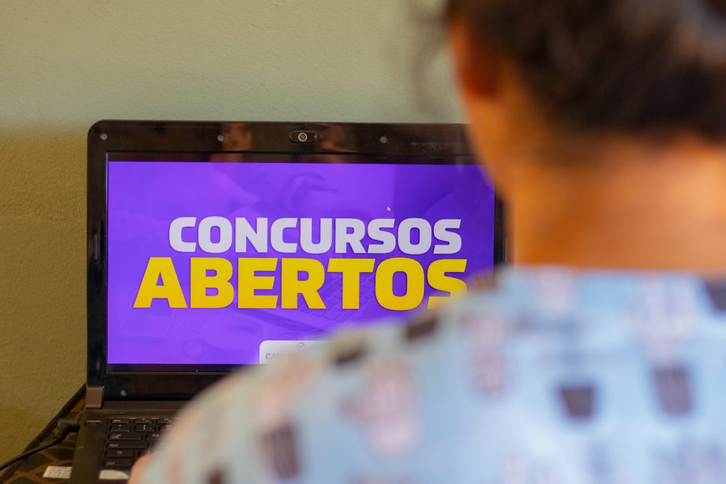 Quer a oportunidade de participar de bons concursos? Veja algumas opções!