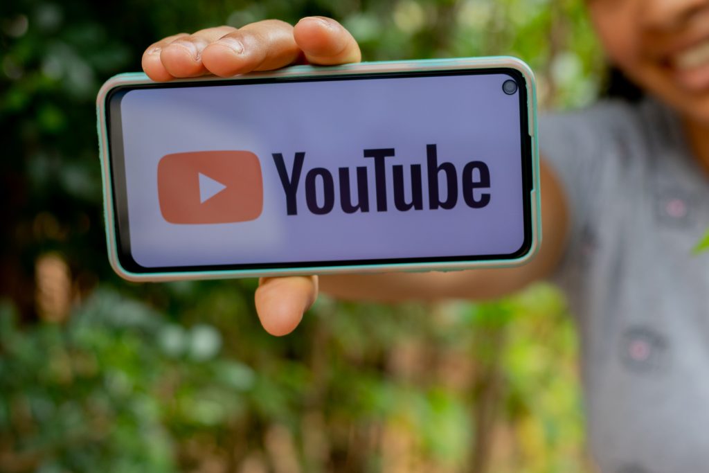 O sonho de muitas pessoas ainda é ter um canal no YouTube, mas será que vale a pena?