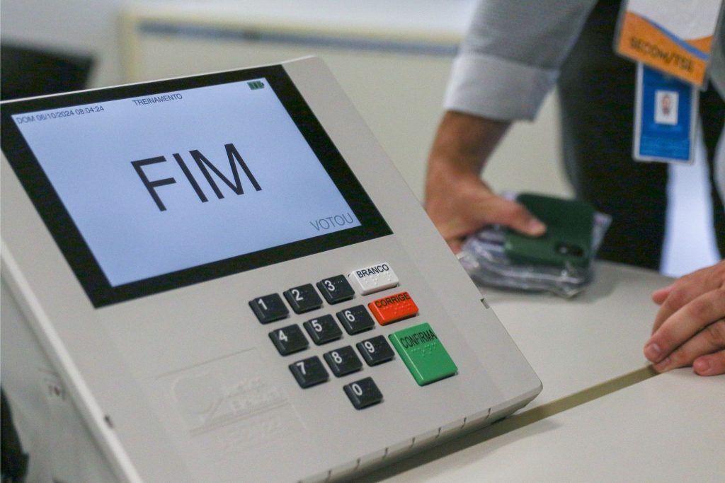 Não vai conseguir votar nessas eleições por impedimento? Veja como resolver!