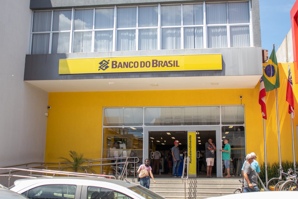 Se você recebe benefícios sociais, veja como migrá-los para o Banco do Brasil.