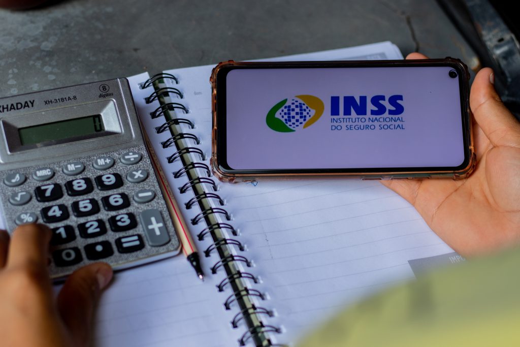 Em quanto tempo o INSS se manifesta após entrar na Justiça?