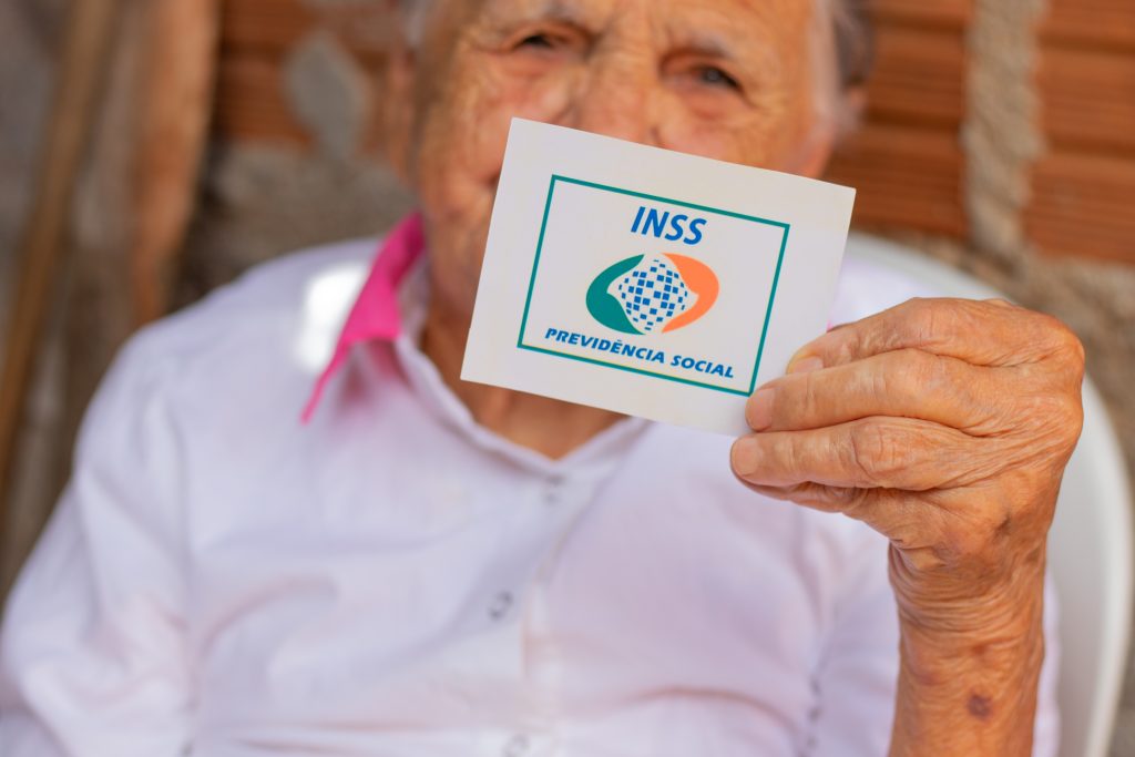 A perícia presencial deve voltar a ser norma para a concessão de benefícios do INSS. Entenda.