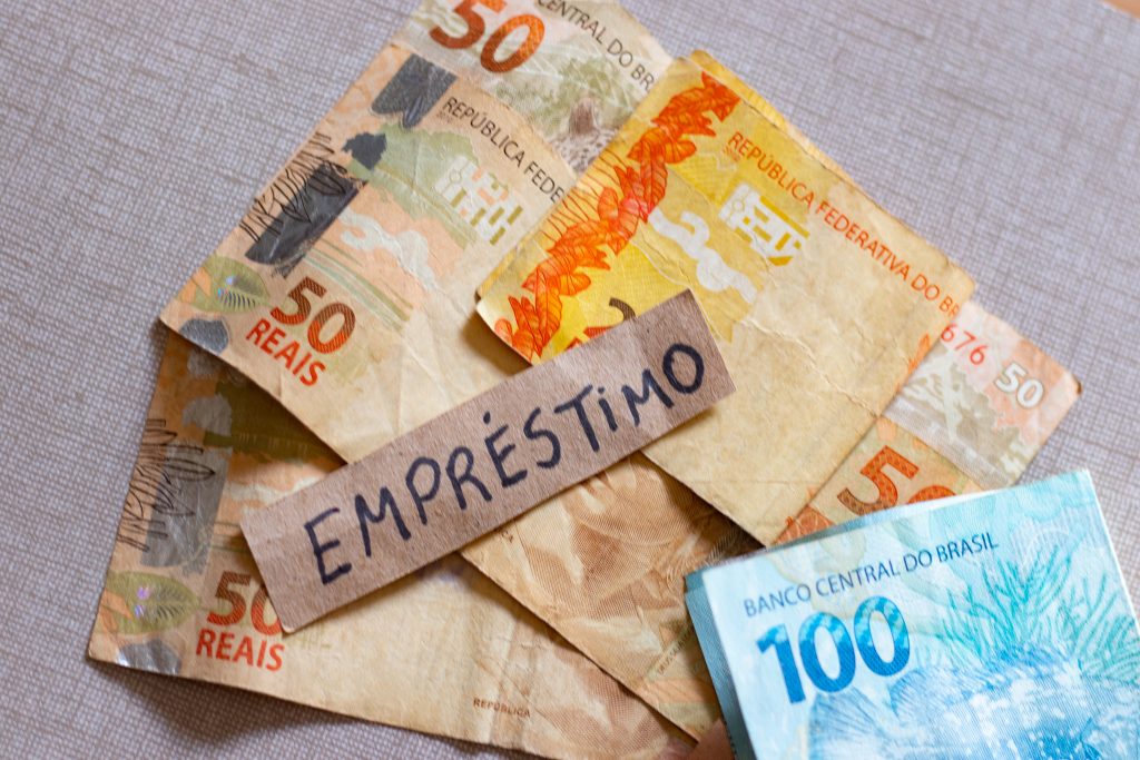 Está planejando fazer um empréstimo consignado do INSS? É importante conferir quais são as regras atualizadas para conseguir esse crédito a mais.