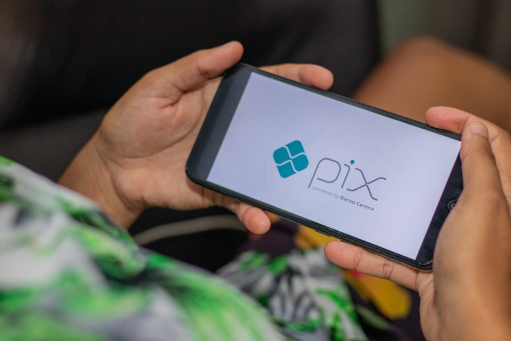 Atenção aos celulares que perderão suporte ao Pix em 2025; veja as regras e o que está acontecendo a partir de agora.