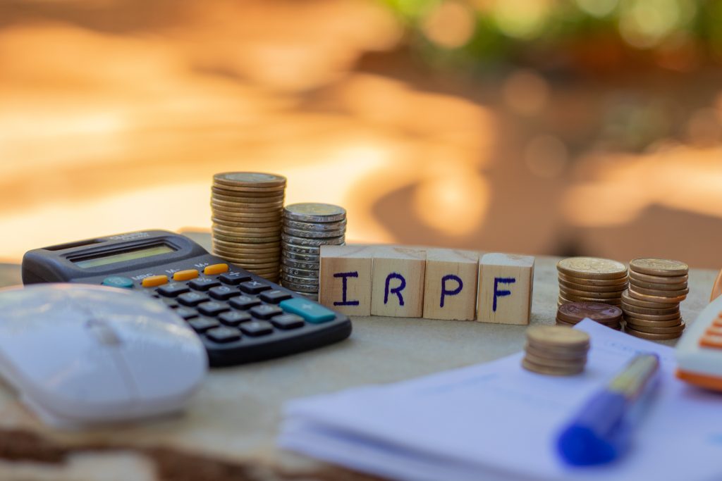 Finalmente o governo resolveu impor a isenção do Imposto de Renda (IRPF) para mais pessoas. Confira.