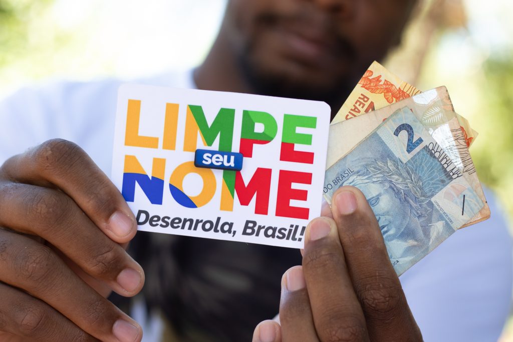 Você quer quitar seus débitos em aberto? Veja como participar da nova fase do Desenrola.