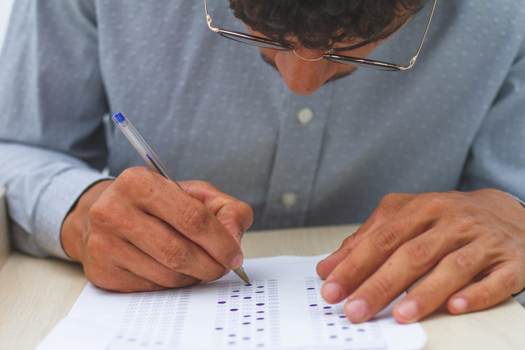 Direto do forno: conheça os 12 melhores editais de concursos previstos para sair ainda em dezembro