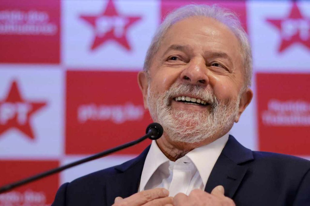 Folga garantida? Presidente Lula pode alterar regras da CLT sobre trabalhar aos domingos e feriados