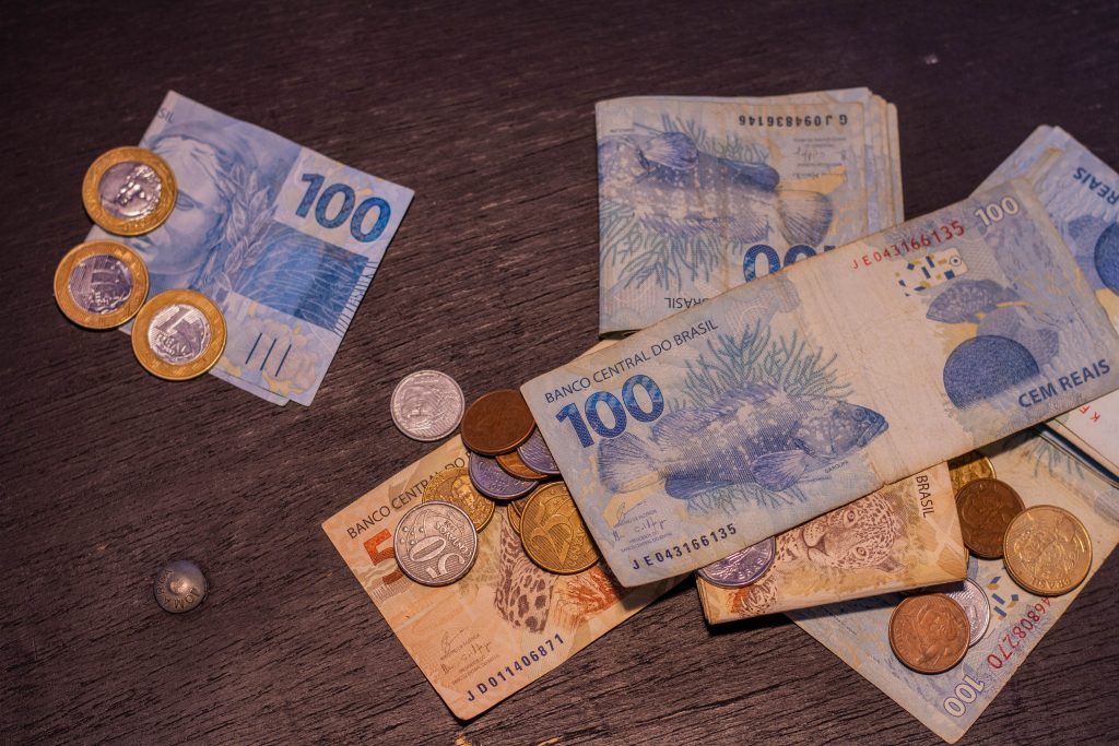 INSS confirma reajuste acima de 7,5% em benefícios; saiba a partir de QUANDO começa a valer