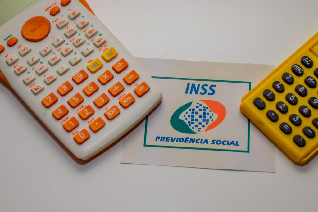 Regras mais duras? INSS decide aplicar novos critérios para quem esperava se aposentar ainda ESTE ano