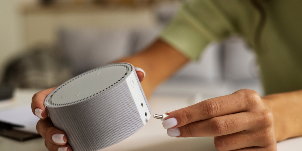 Alexa piscando Descubra o significado das cores e o que ela está tentando te dizer