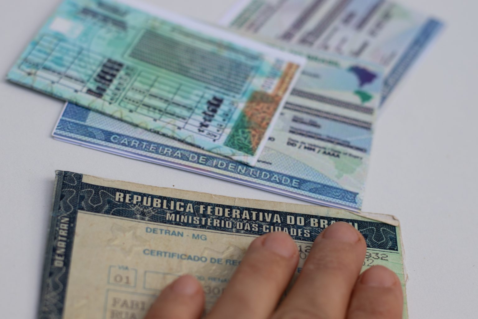 Até que idade pode tirar habilitação em 2025? Entenda o que a lei ...