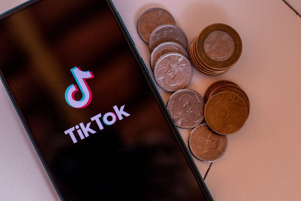 Tik Tok 2025.