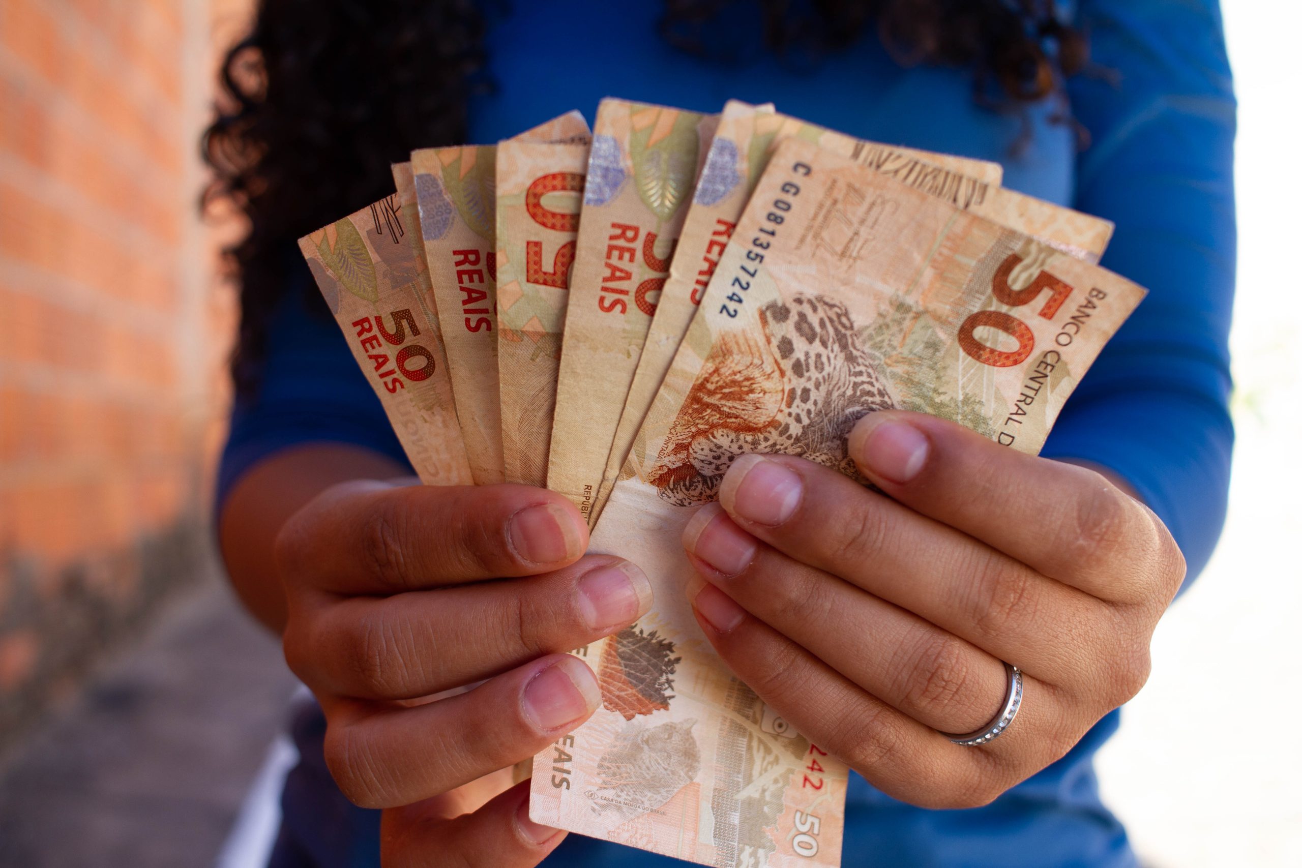 Recentemente, o governo informou que mulheres poderão ter acesso a um pagamento importante. Confira quem está na lista. / Crédito: @jeanedeoliveirafotografia / pronatec.pro.br