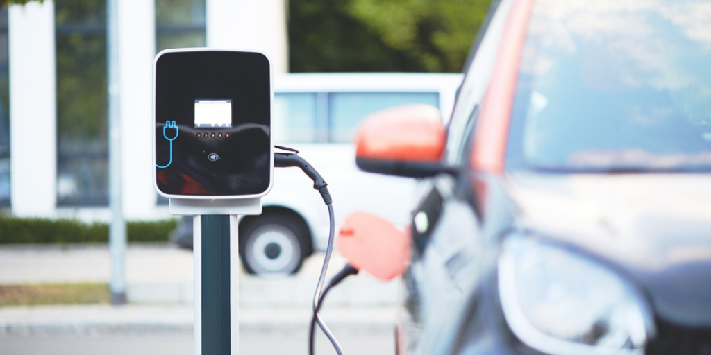 andreas160578 Pixabay_vagas para carro elétrico como funcionam e quando o motorista pode ser multado