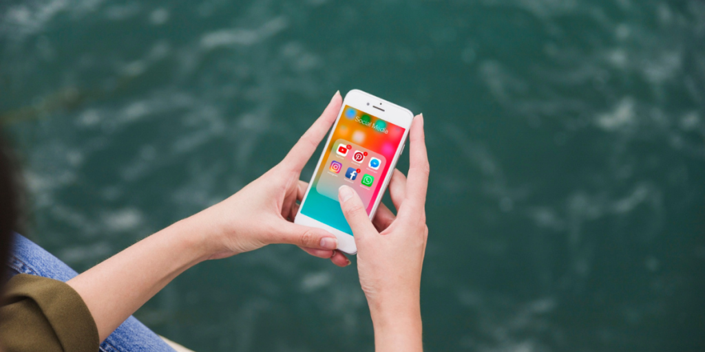 Celular à prova d'água o que você precisa saber para não estragar o aparelho