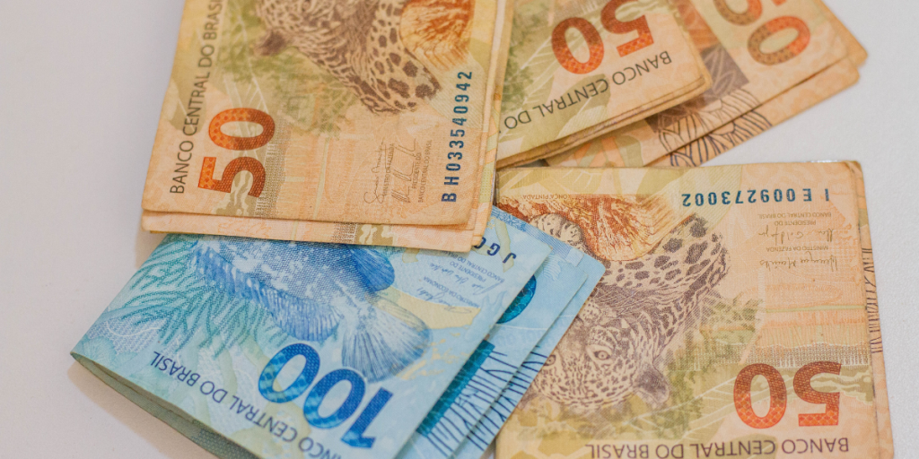 Empréstimo na conta de energia vale a pena Veja as regras e taxas (2)