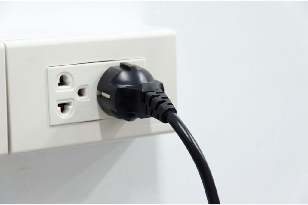 Se você tem vários aparelhos eletrônicos, cuidado na hora de usá-los.