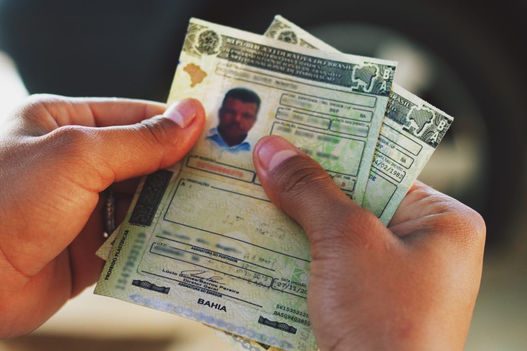 Os alunos do Ensino Médio podem ter aulas de CNH no futuro.