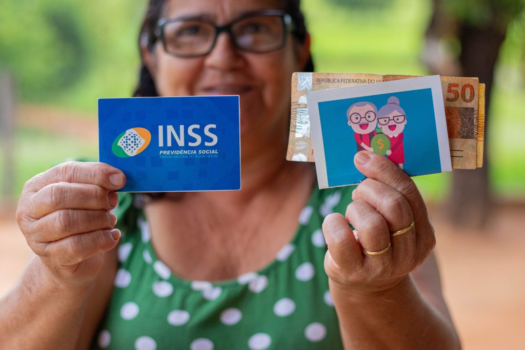 As donas de casa também podem receber benefícios do INSS. Saiba como.