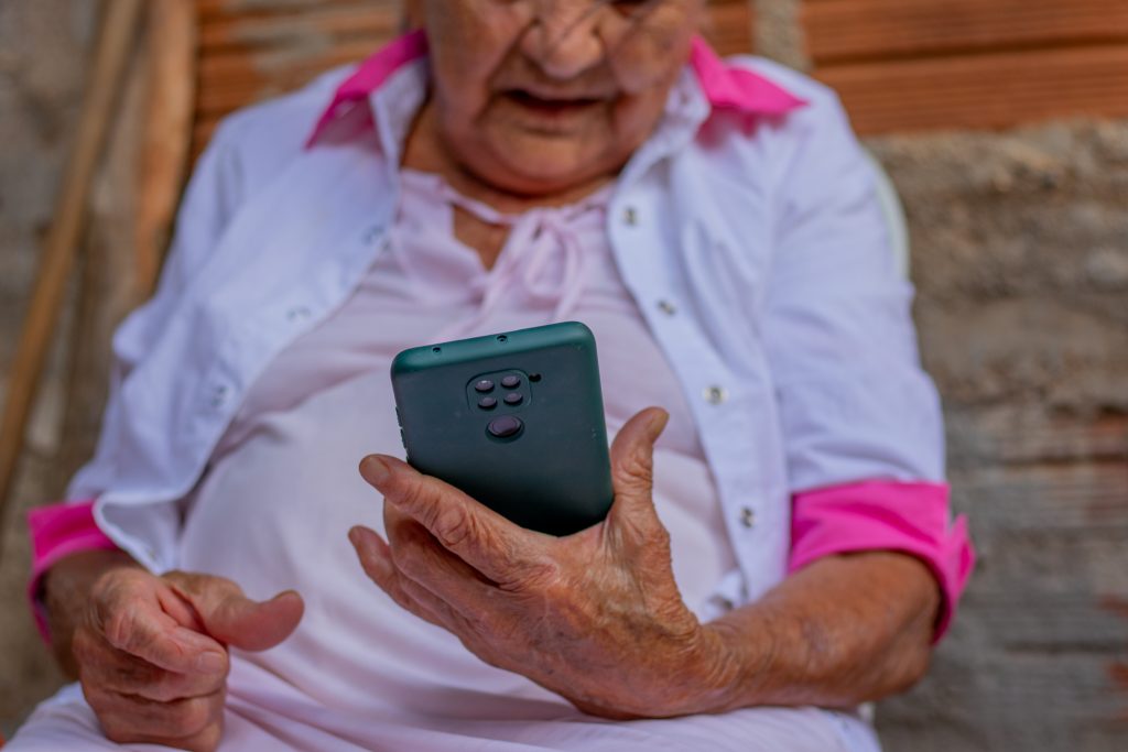 Se você sofrer golpe da biometria facial, veja como se cuidar.