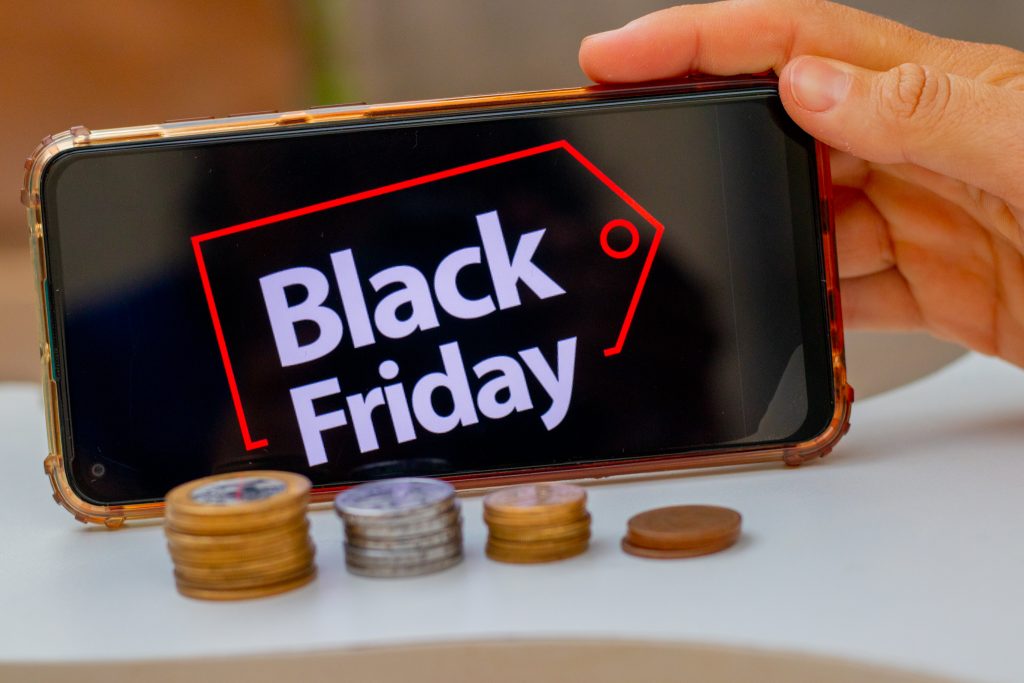 Se você quer aproveitar a Black Friday com segurança, tome alguns cuidados.